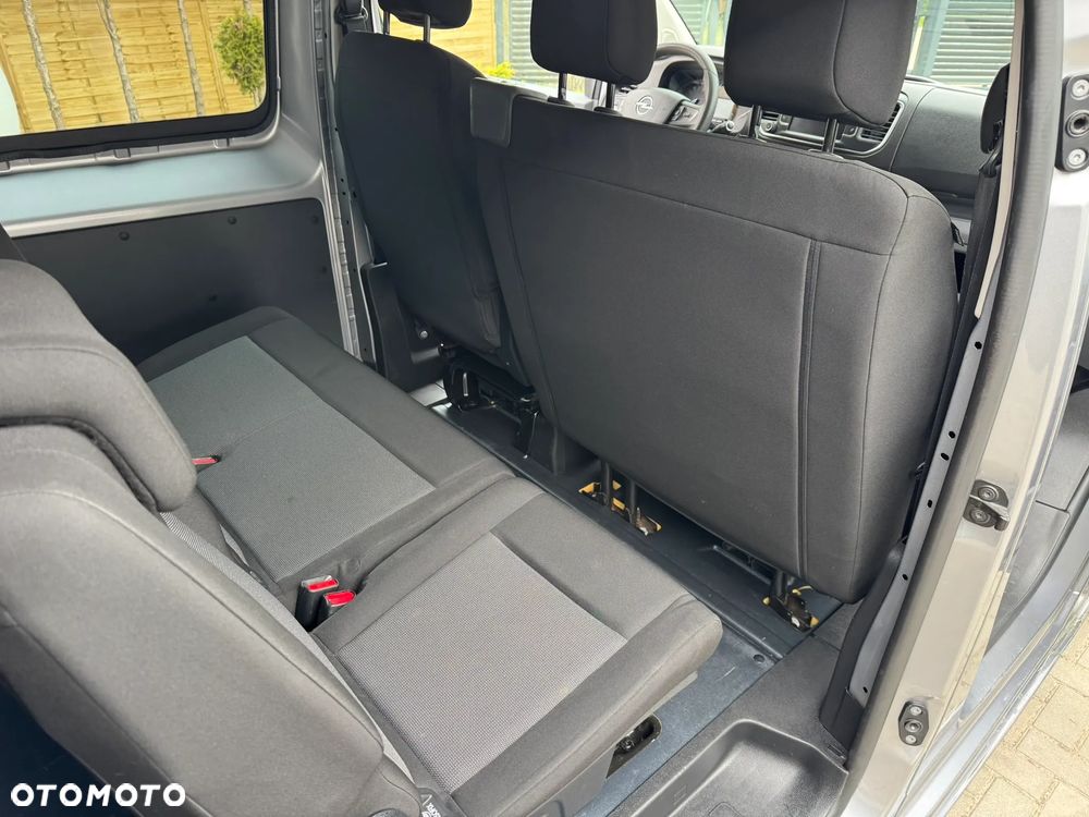 Opel Vivaro - 17