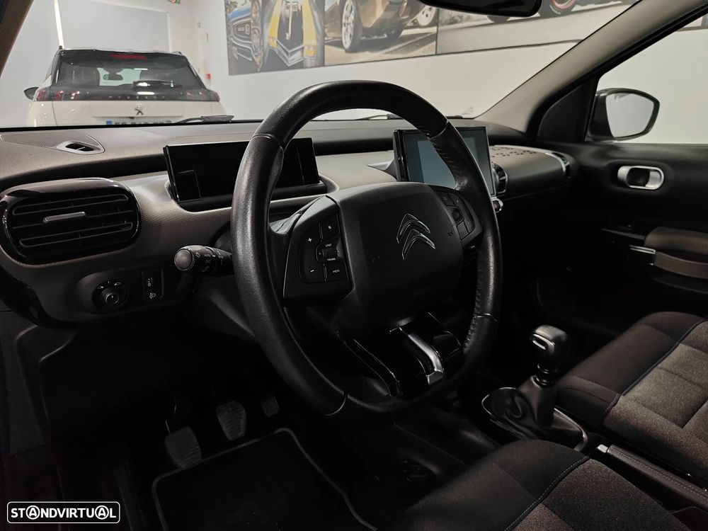 Citroën C4 Cactus 1.2 PureTech Shine - 31