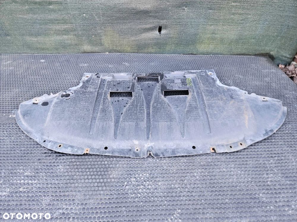 Osłona Pampers 8E0863823 Dolna Pod Silnik Wygłuszenie Silnika Audi A4 B6 B7 Sedan Kombi - 13