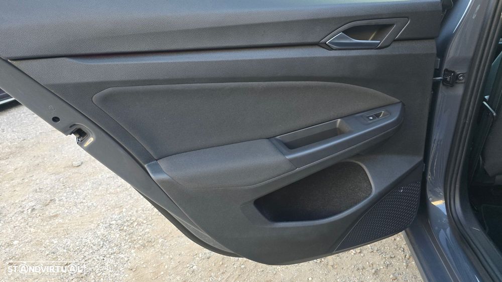 VW Golf Variant 2.0 TDi SCR - 54