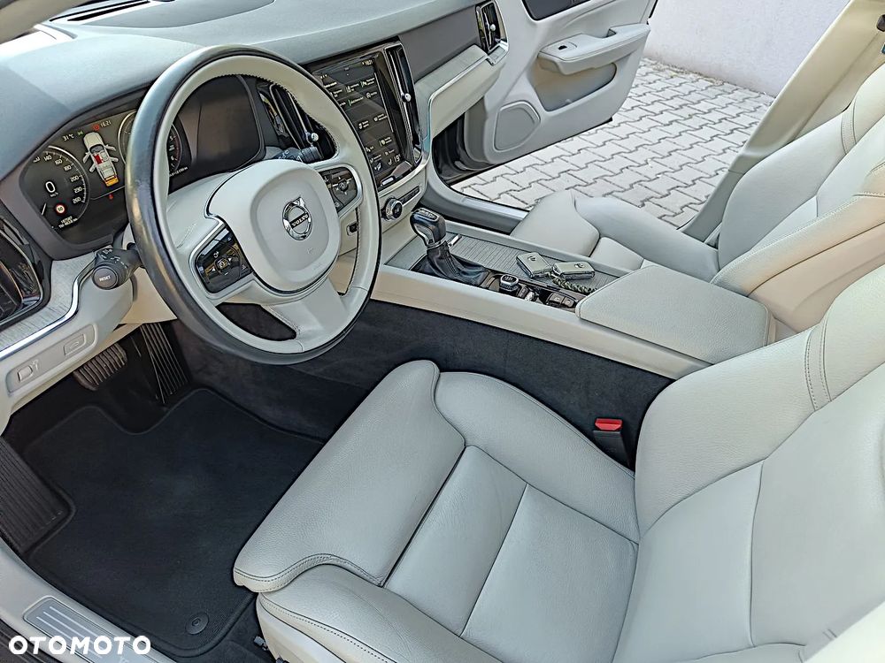 Volvo V60 D4 Geartronic Inscription - 24