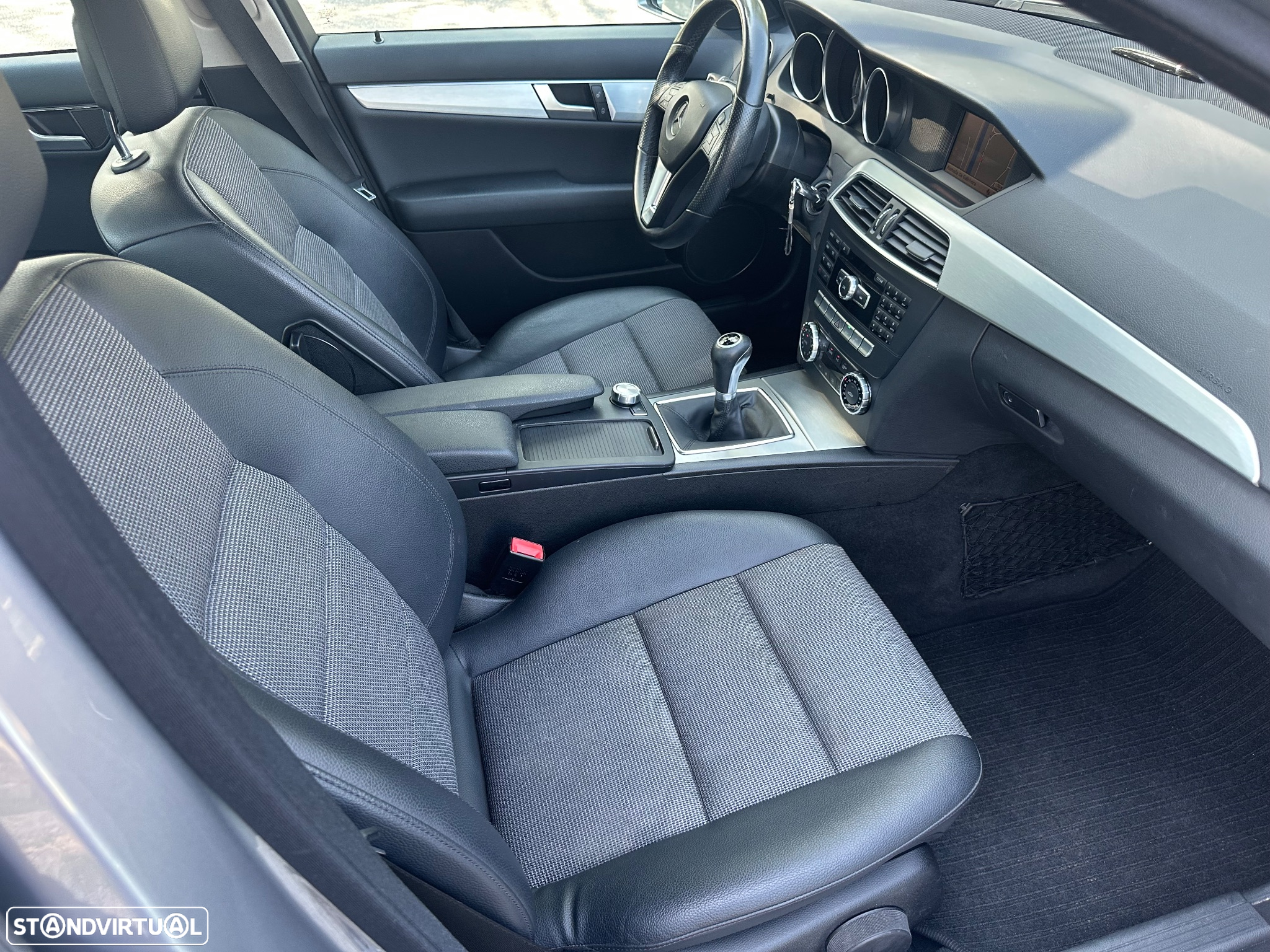 Mercedes-Benz C 220 d Avantgarde - 15