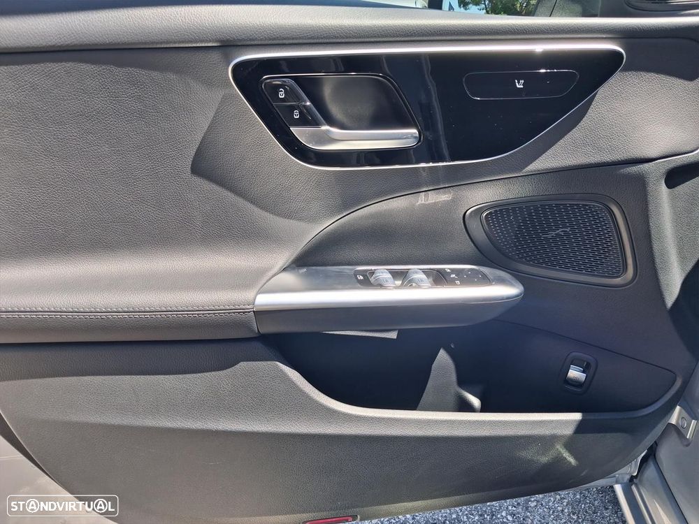 Mercedes-Benz C 220 d Avantgarde - 9