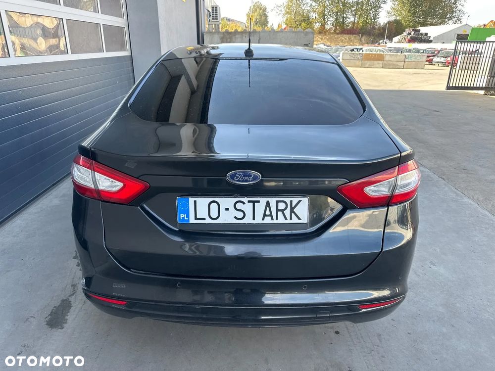 Ford Mondeo 2.3 Ambiente - 4