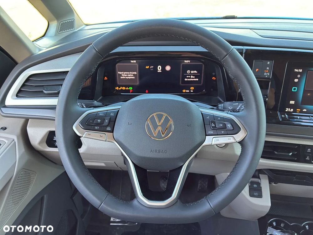 Volkswagen Multivan - 19