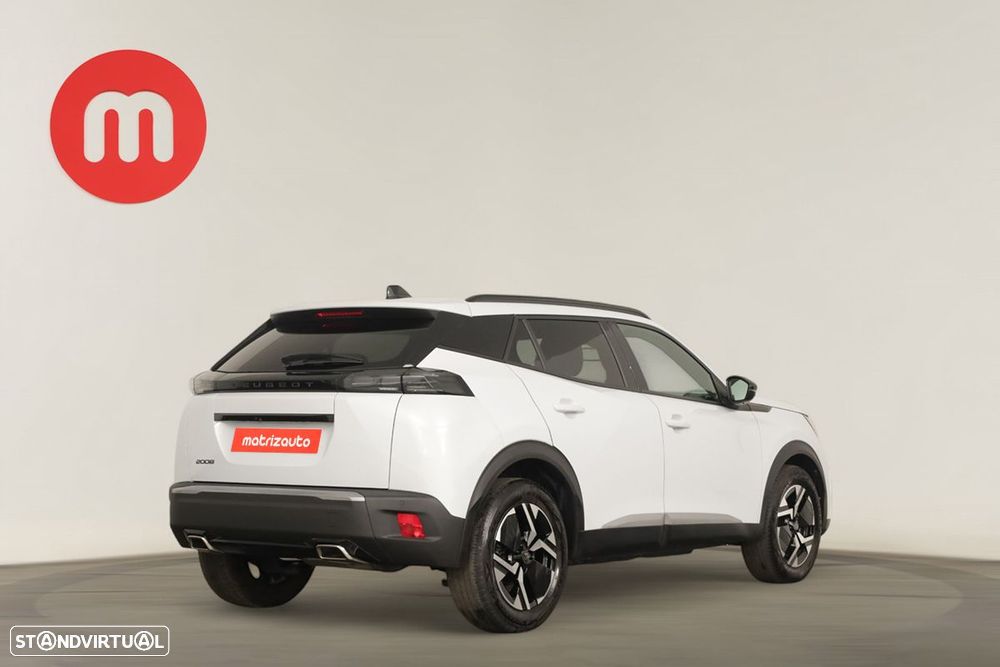 Peugeot 2008 1.2 PureTech Allure EAT8 - 4