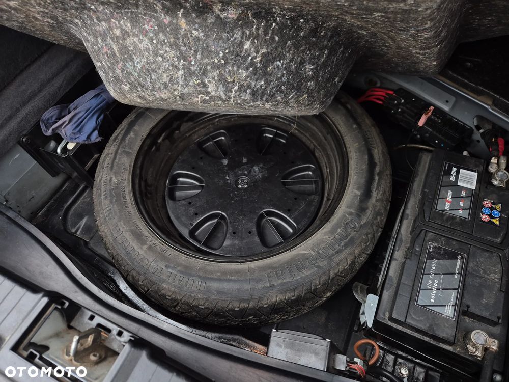 Mercedes-Benz Klasa E - 12