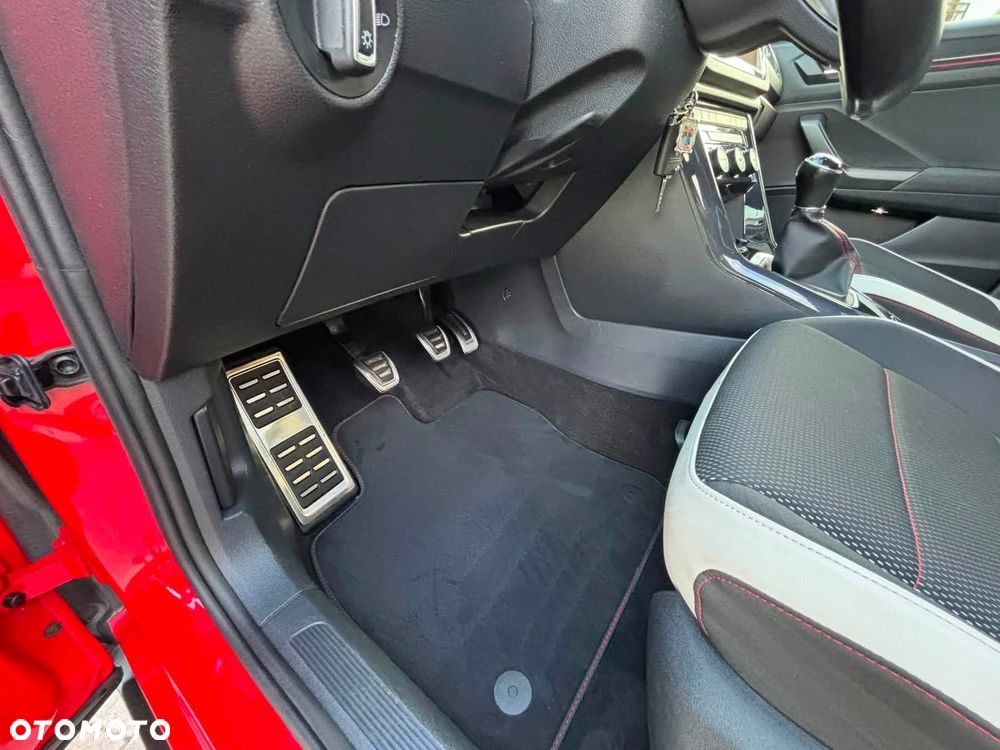 Volkswagen T-Roc 1.5 TSI ACT OPF Sport - 22
