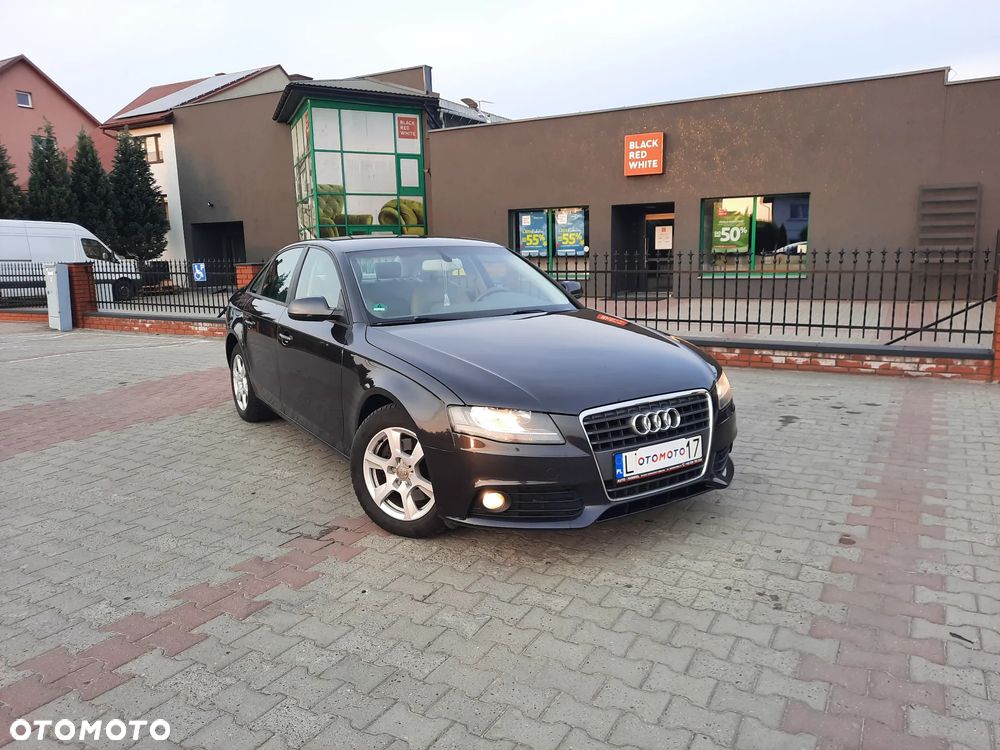 Audi A4 Limousine - 5