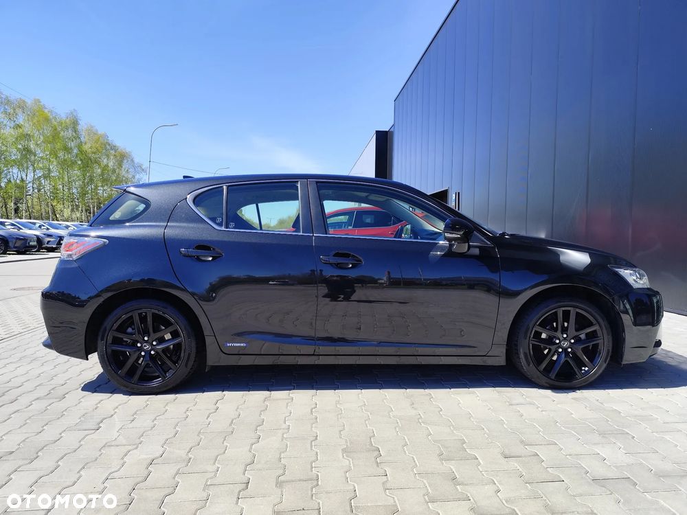 Lexus CT - 8