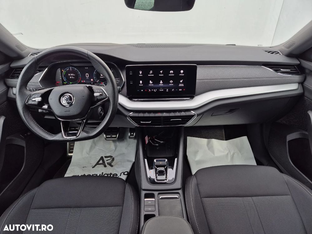 Skoda Octavia Combi 1.4 TSI iV DSG Sportline - 13
