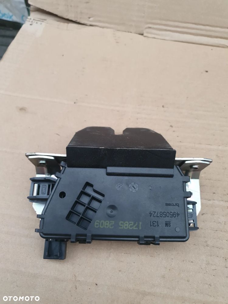 } ZAMEK KLAPY TYŁ OPEL ASTRA H ZAFIRA B Nr 495058724 - 4