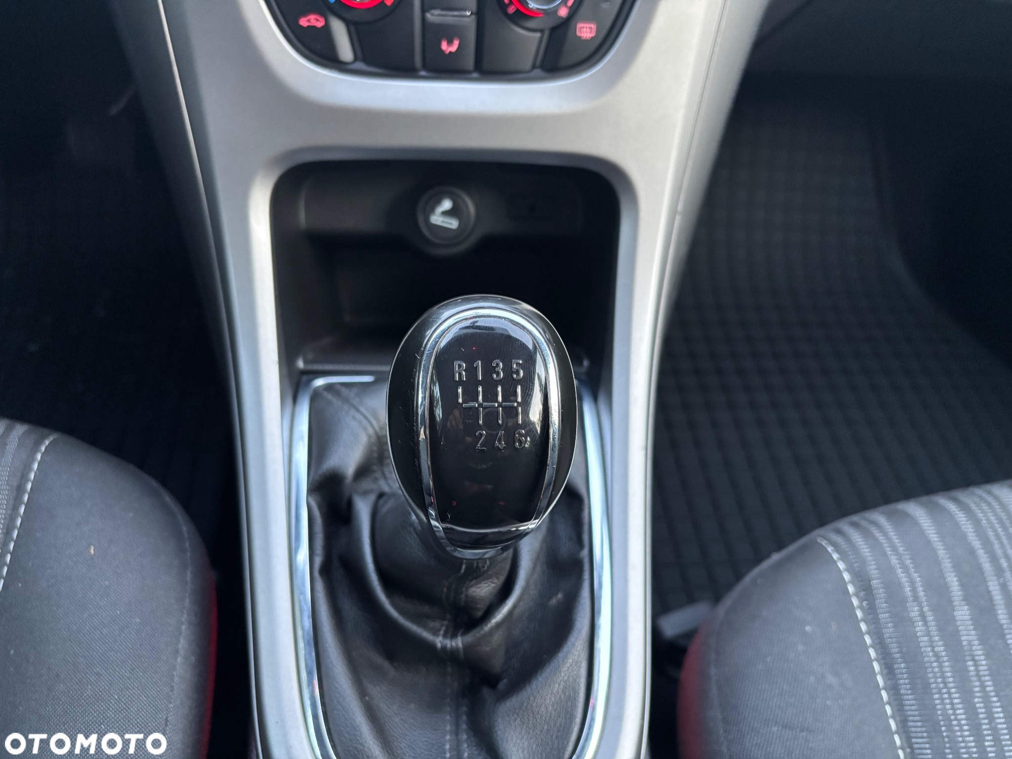 Opel Astra - 13