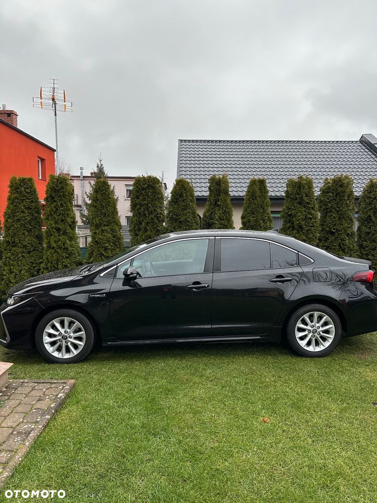 Toyota Corolla 1.8 Hybrid Executive - 3