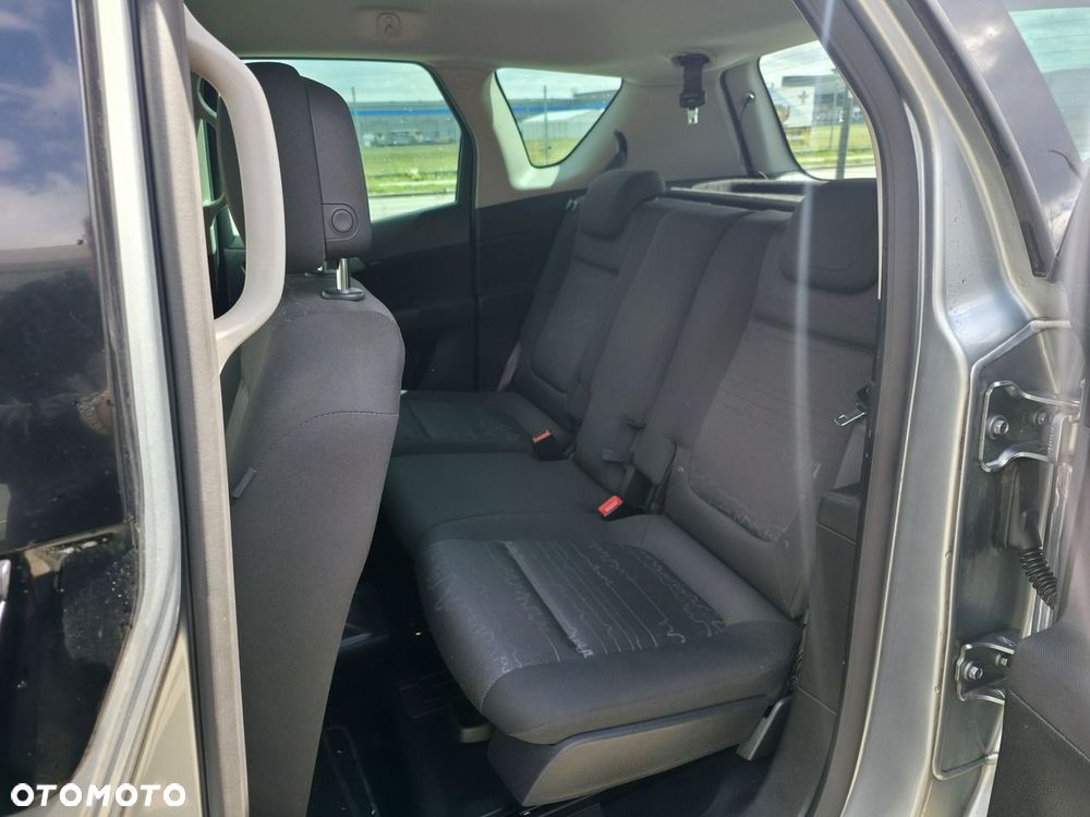 Opel Meriva - 8