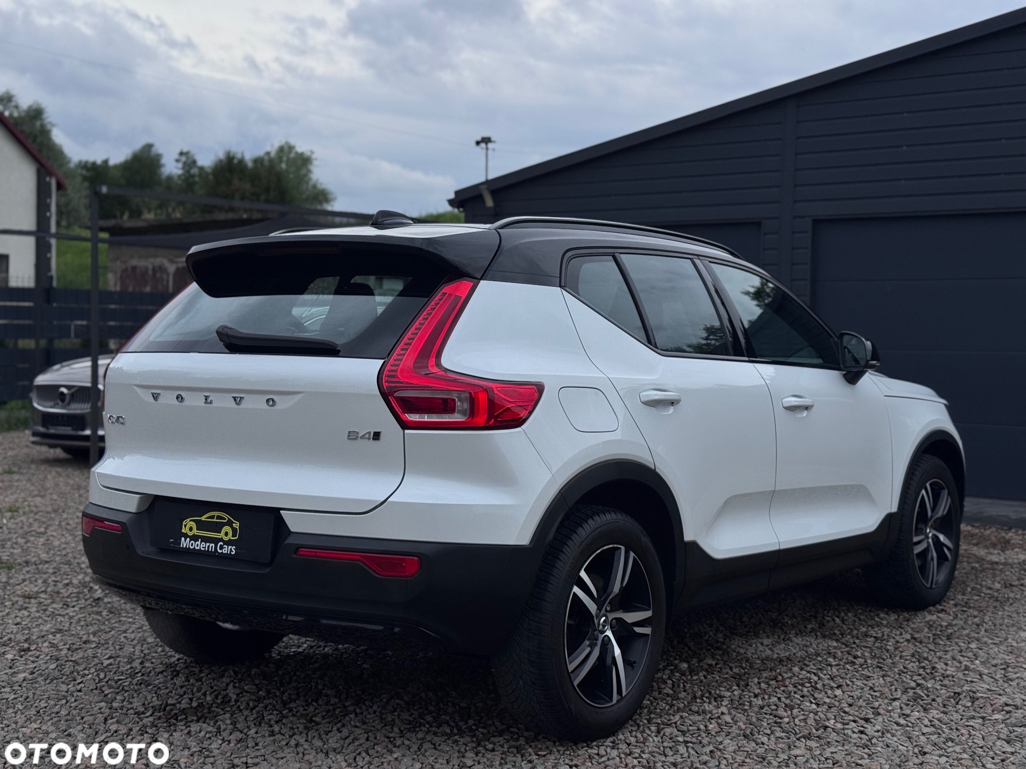 Volvo XC 40 B4 B AWD Geartronic RDesign - 19