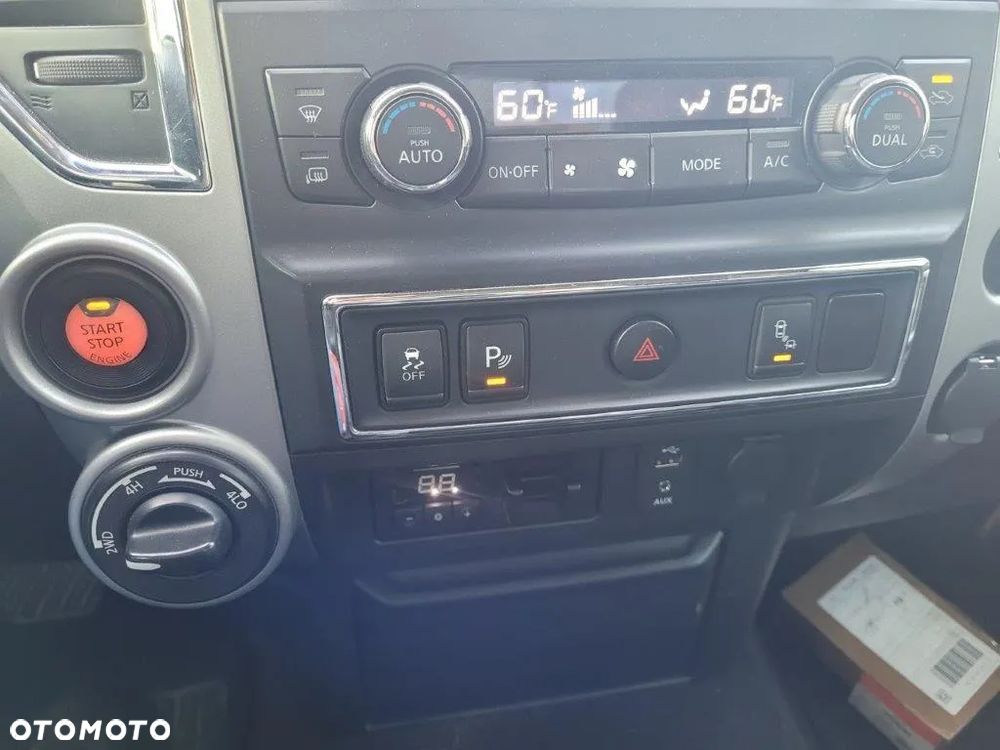 Nissan Titan - 14