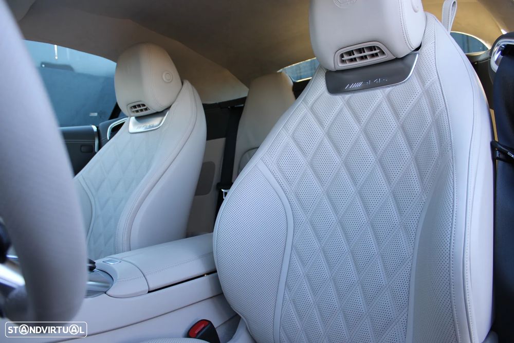 Mercedes-Benz SL 63 AMG 4Matic+ - 23