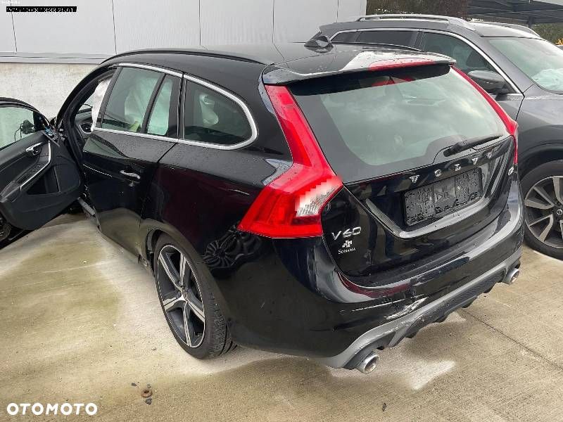 Volvo V60 D2 Drive-E R-Design Momentum - 4