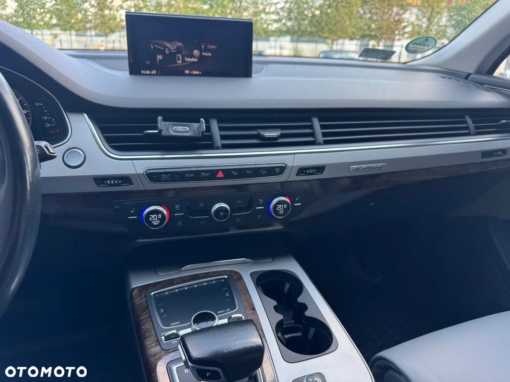 Audi Q7 - 16