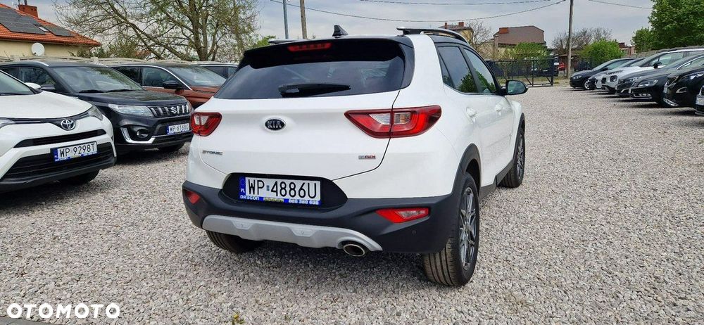 Kia Stonic - 12
