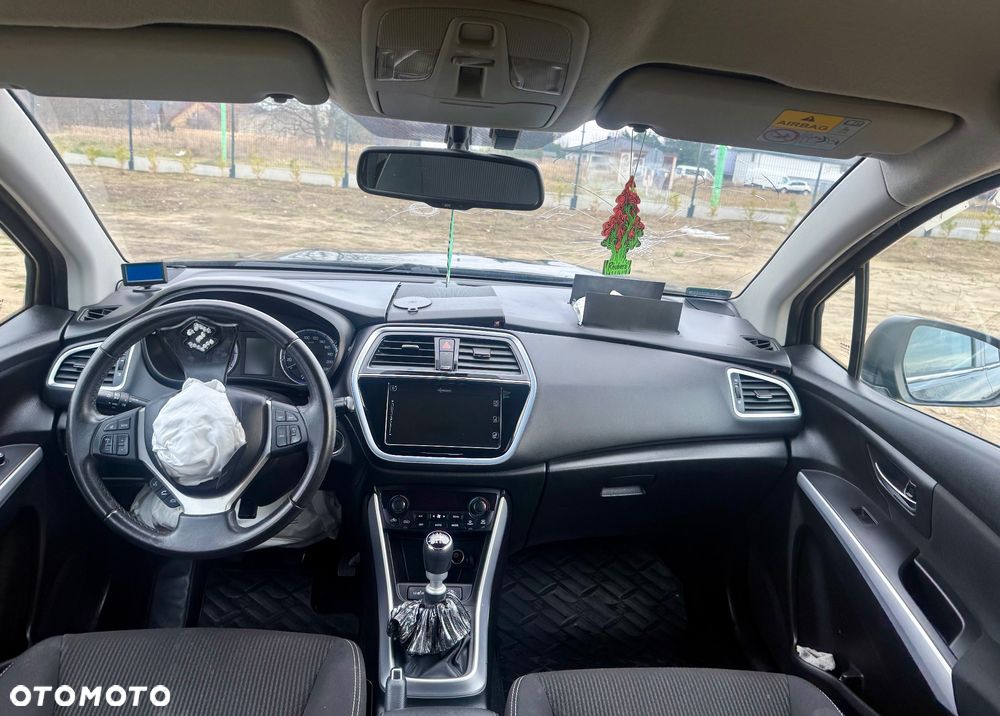 Suzuki SX4 S-Cross - 8