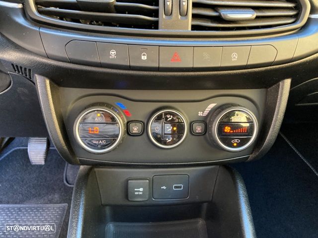 Fiat Tipo 1.3 M-Jet Street - 22