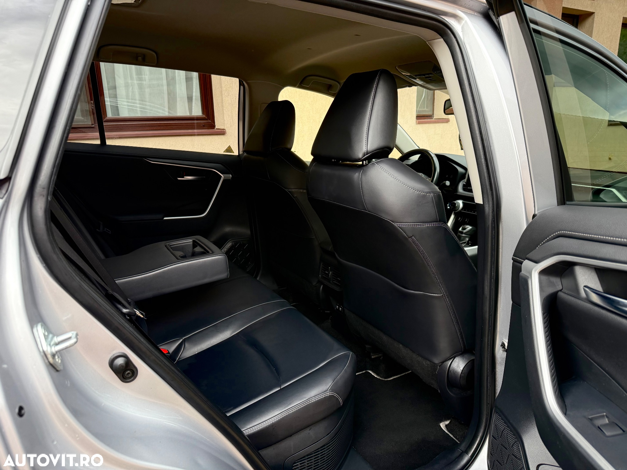 Toyota RAV4 - 21