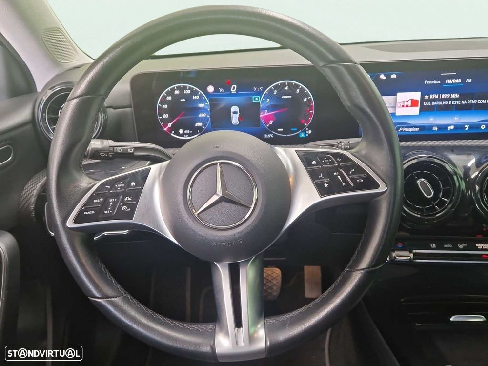 Mercedes-Benz A 200 Standard - 12