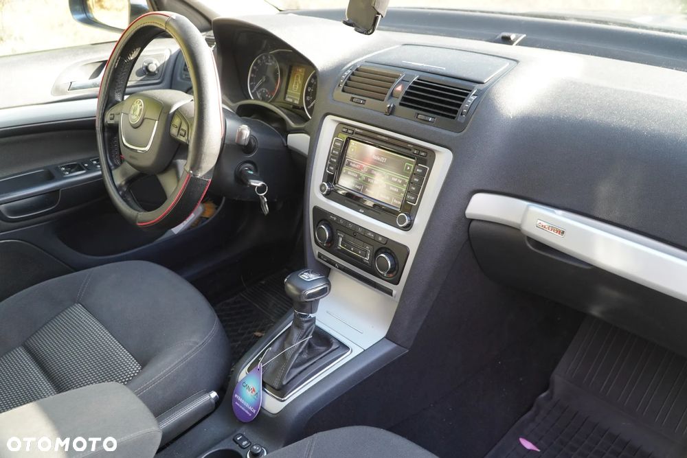 Skoda Octavia Scout 2.0 TDI DPF DSG - 12