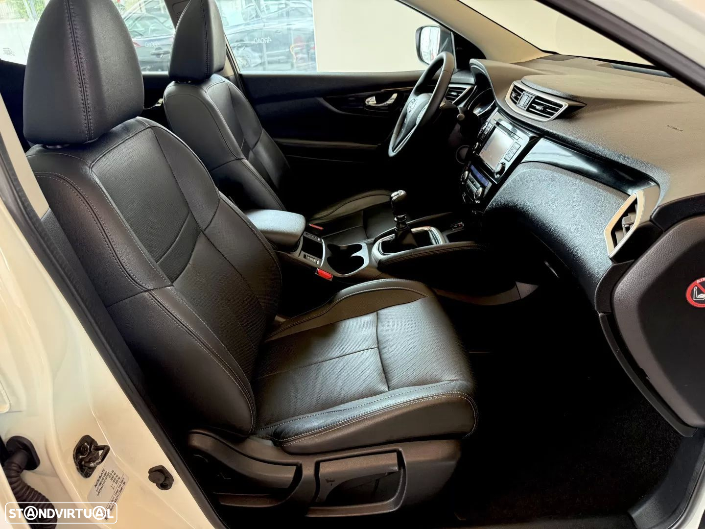 Nissan Qashqai 1.5 dCi Tekna Premium 18 360 - 50