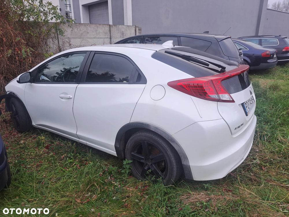 Honda Civic 2012 photo 3