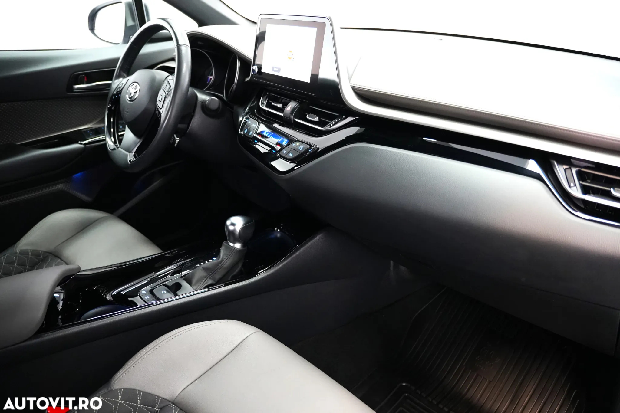 Toyota C-HR 1.8 HSD 122 CP 4x2 CVT Classy - 10