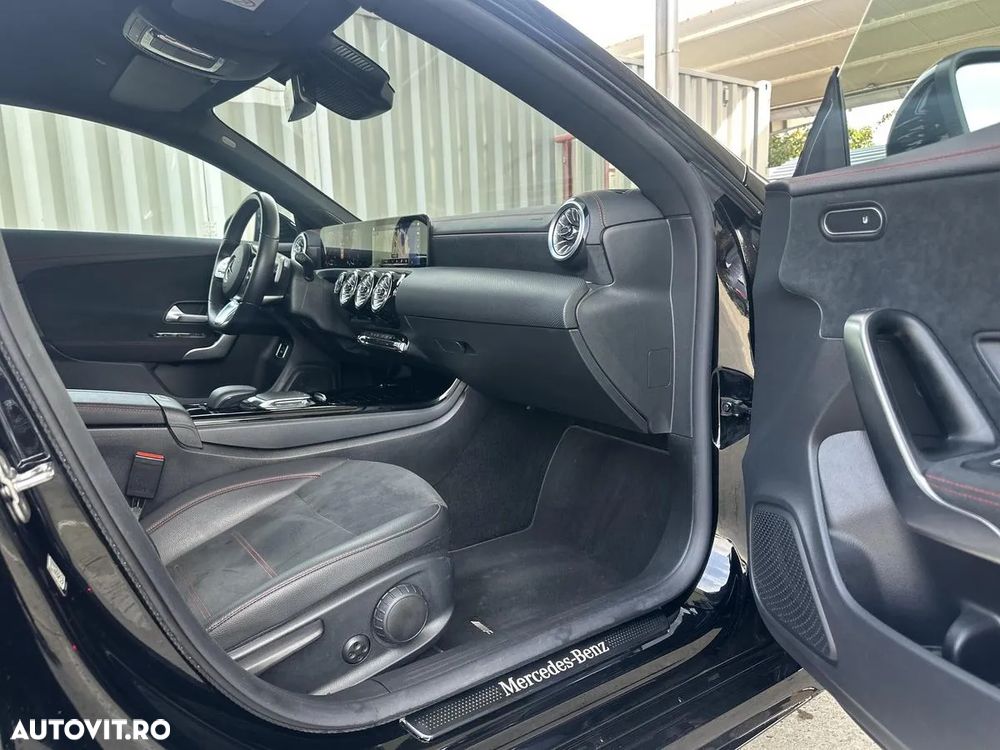 Mercedes-Benz CLA 200 4MATIC Coupe - 14
