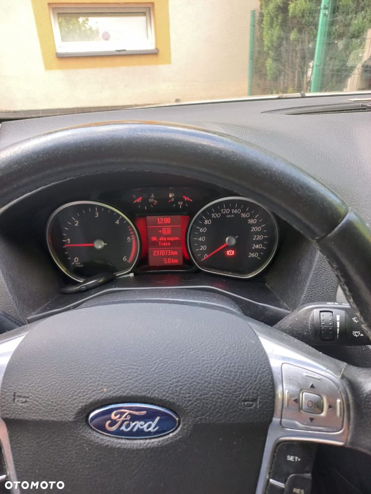 Ford Mondeo - 6