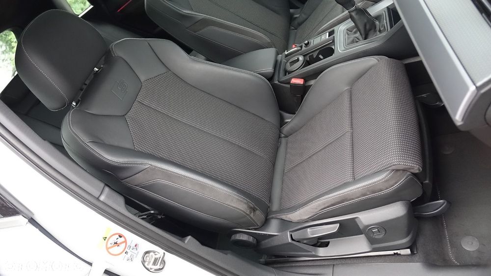 Audi Q3 - 30