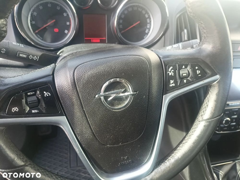 Opel Astra - 11