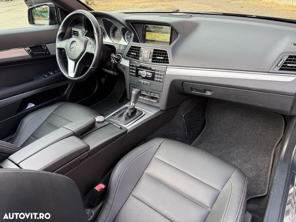 Mercedes-Benz E 220 CDI DPF BlueEFFICIENCY 7G-TRONIC Elegance - 12