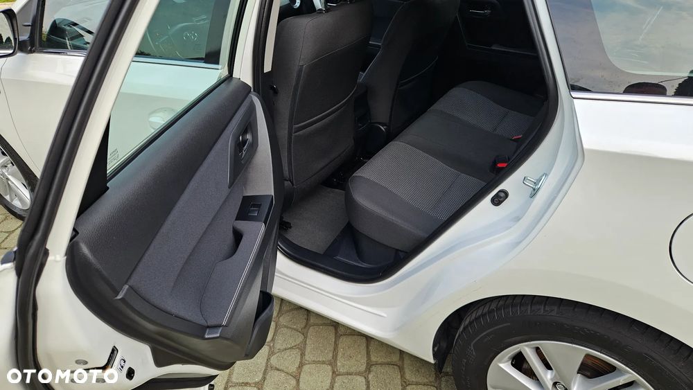Toyota Auris - 26