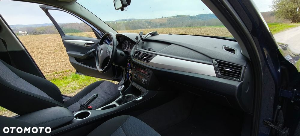 BMW X1 sDrive16d xLine - 13