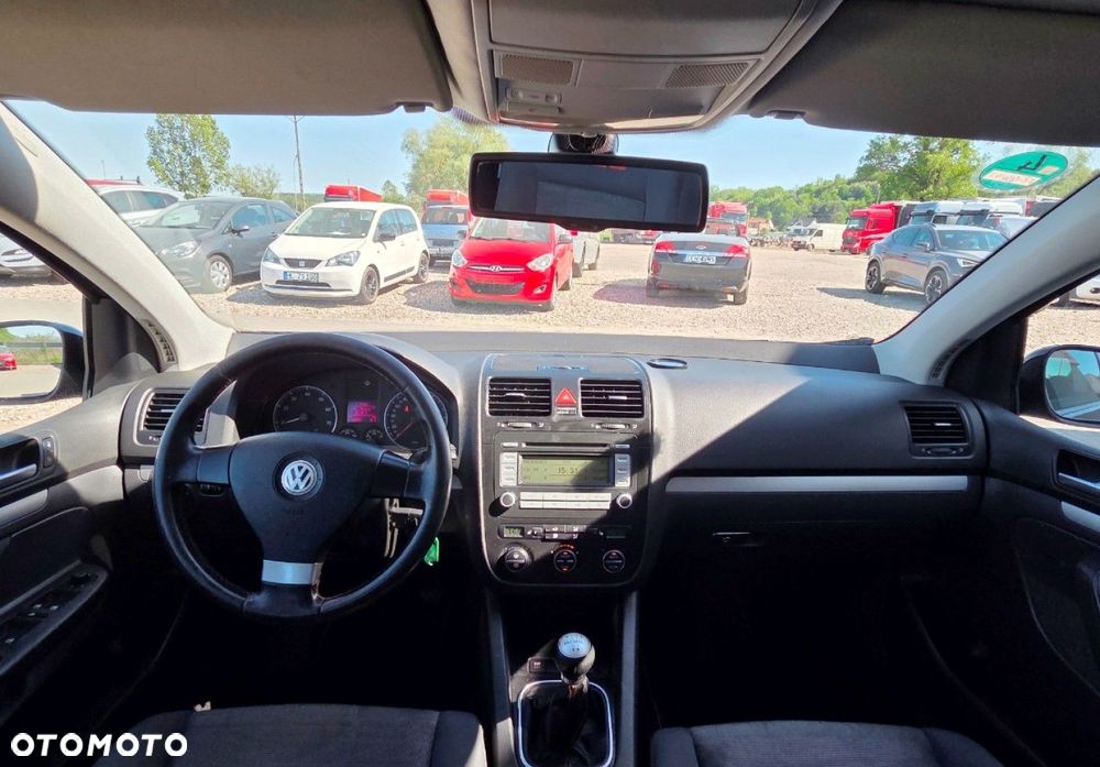 Volkswagen Golf - 8