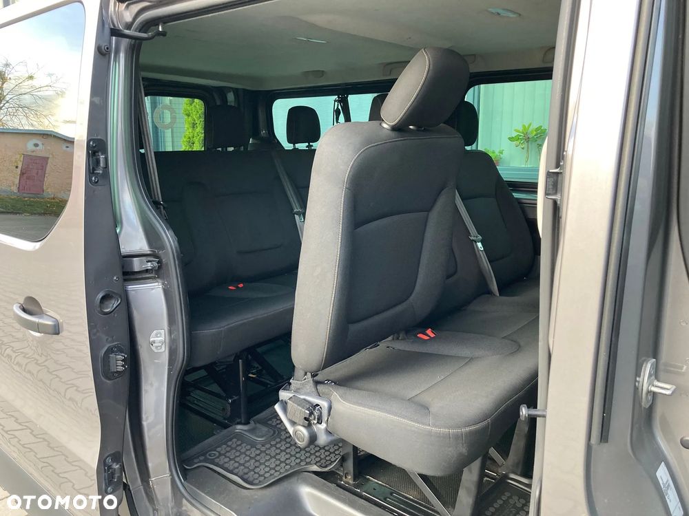 Renault Trafic - 10