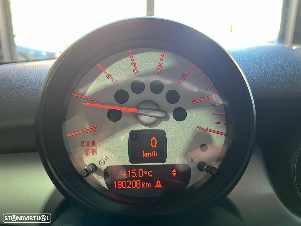 MINI Clubman Cooper D - 35