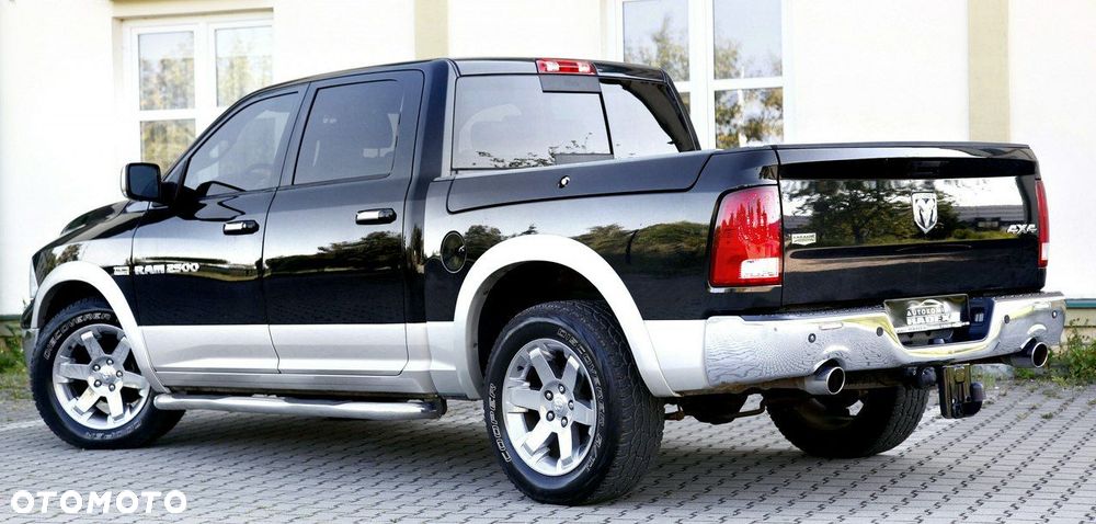 Dodge RAM - 8