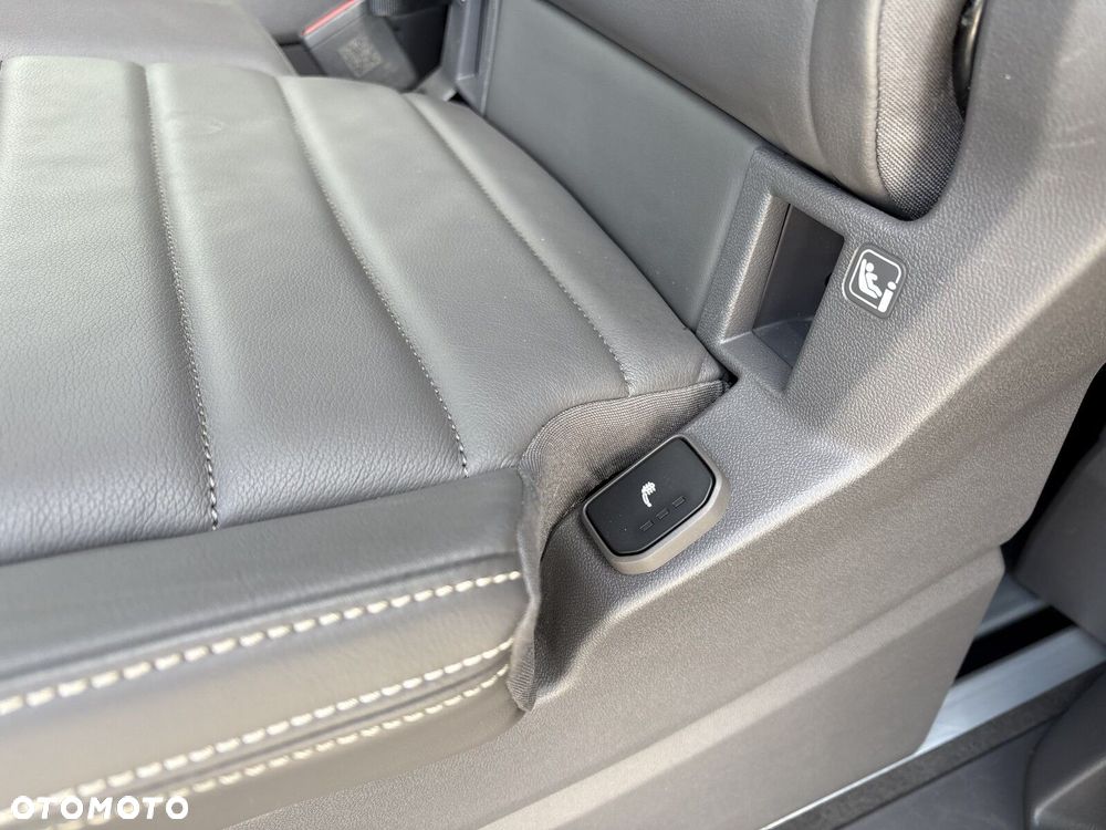Volkswagen Multivan 2.0 TSI L1 Style DSG - 19