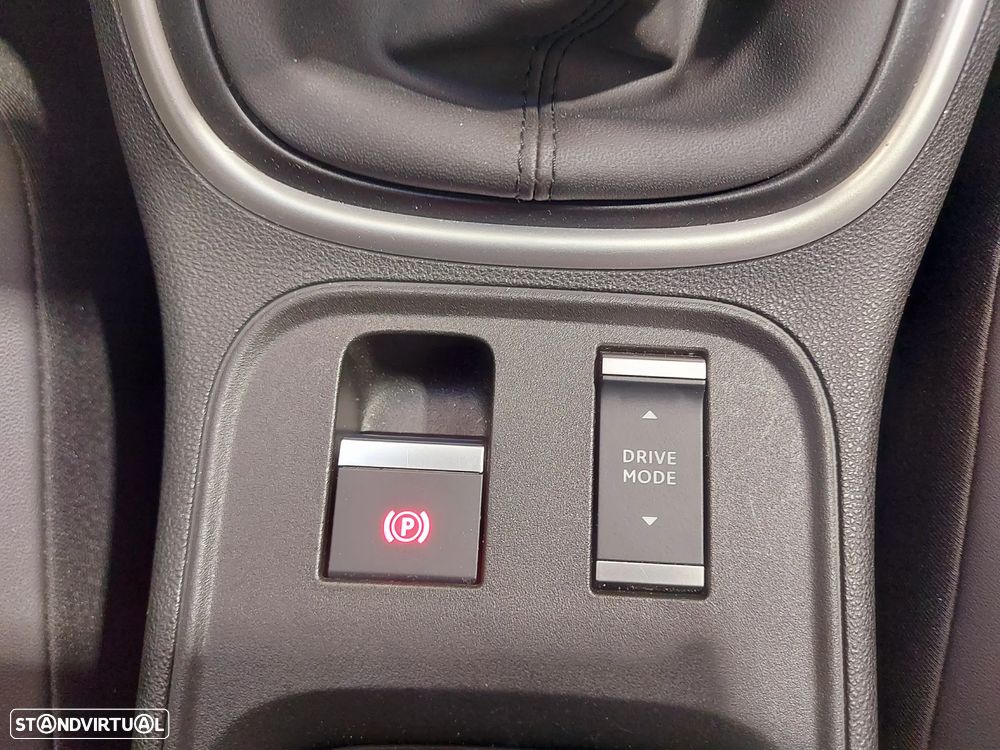 Jeep Avenger 1.2 GSE T3 Altitude - 29