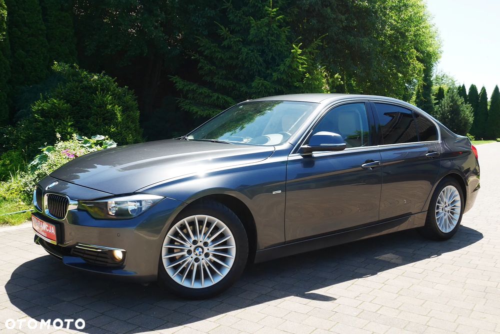 BMW Seria 3 318d Luxury Line - 8