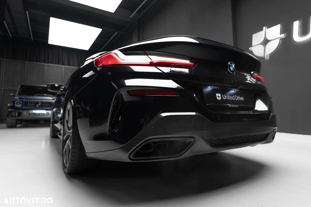BMW M8 M850i xDrive AT - 40