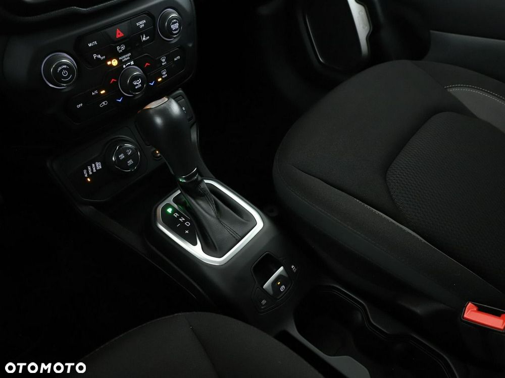 Jeep Renegade 1.3 GSE T4 Turbo PHEV 4xe Limited S&S - 32