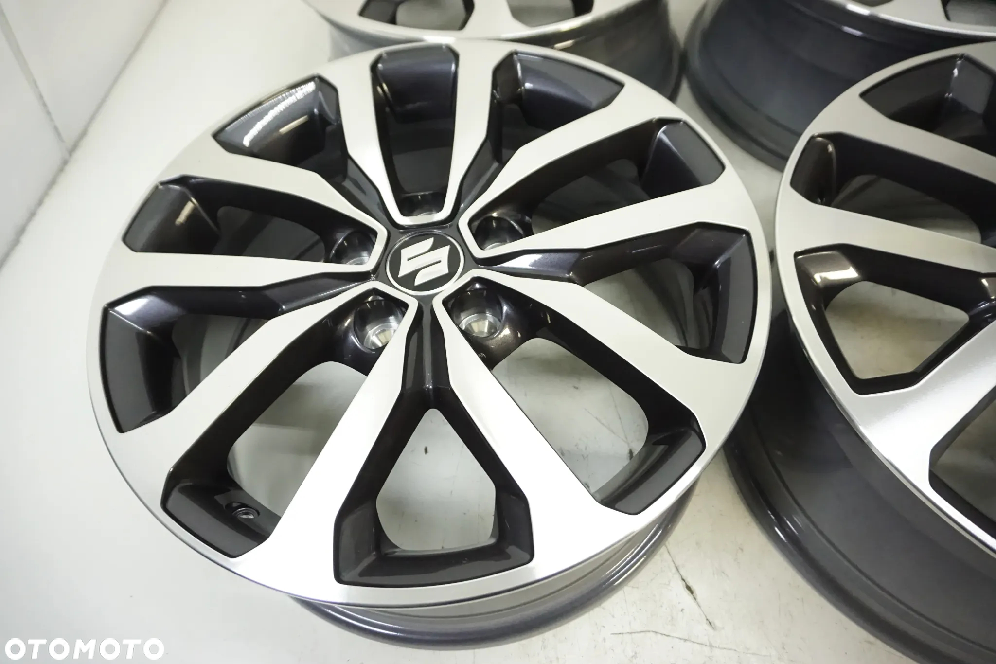 FELGI ALUMINIOWE 17  SUZUKI VITARA SX4 C ROSS S CROSS SWIFT KIZASHI - 5